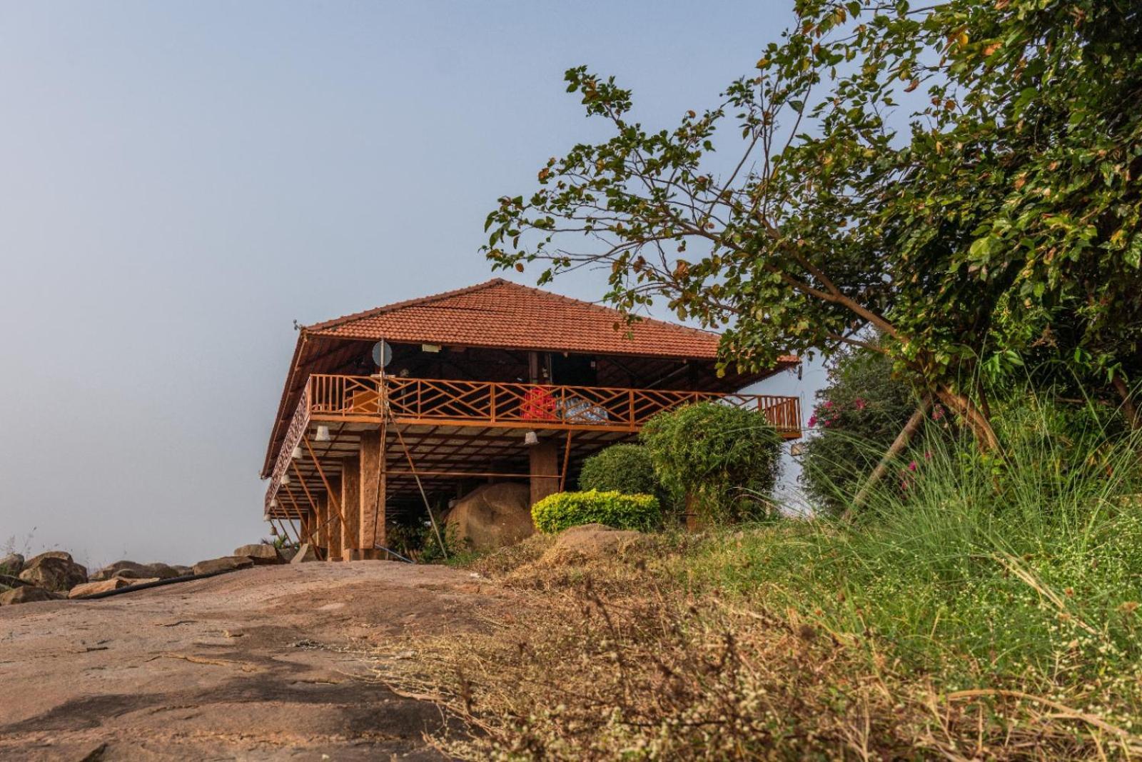 Leo Woods Hampi River View Hotel Екстериор снимка